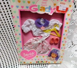 GLADY SONIA LITTLE DOLL D232 REF. 300 OUTFIT, SHOES IN BOX